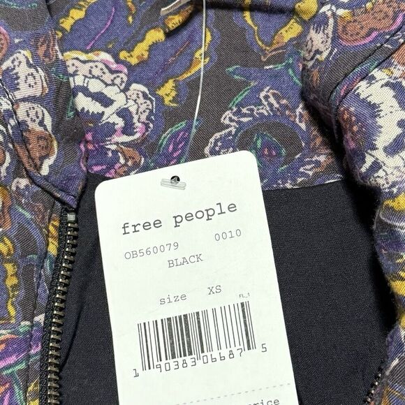 FREE PEOPLE FLORAL PRINTED Soft Bomber JACKET NWT Size XS LINED - Picture 2 of 2